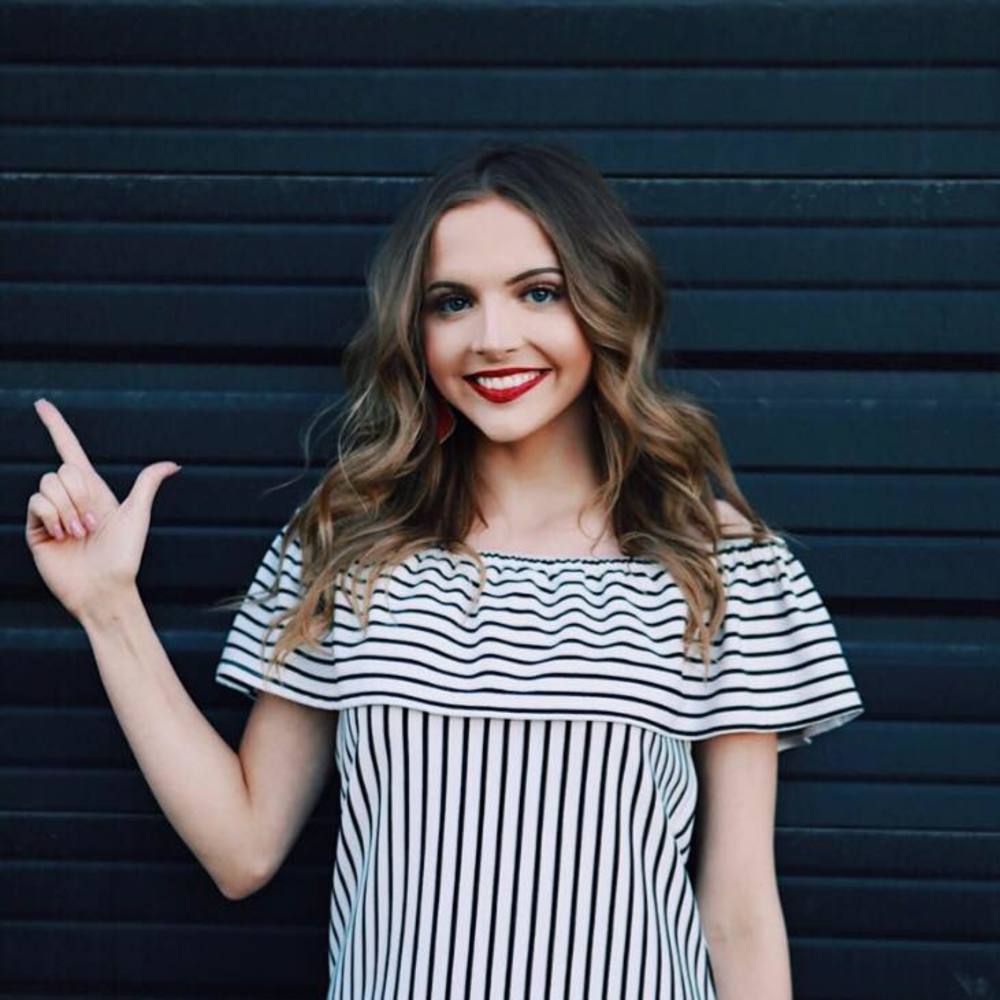 Meet your Posher, Abby